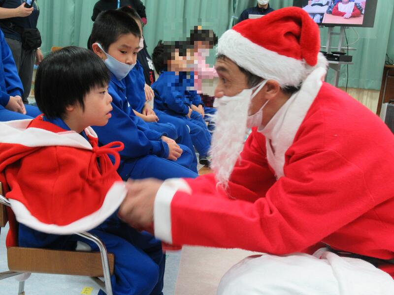 サンタさんと握手